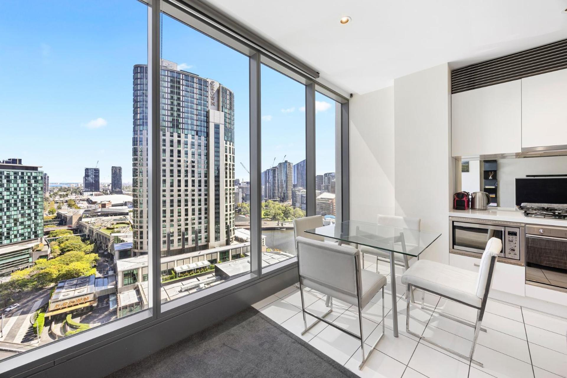 Luxury Designer Suite In Most Prestigious Location In Мельбурн Екстер'єр фото
